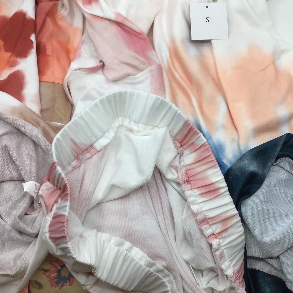 Ladies Tie Dye Sets—FRENCH TERRY Size M - Picture 8 of 8